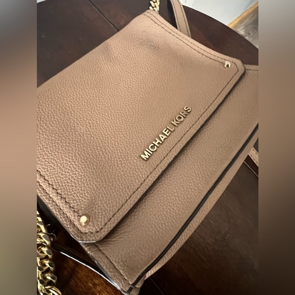MICHAEL KORS Tan/Sand Purse - Picture 4 of 6